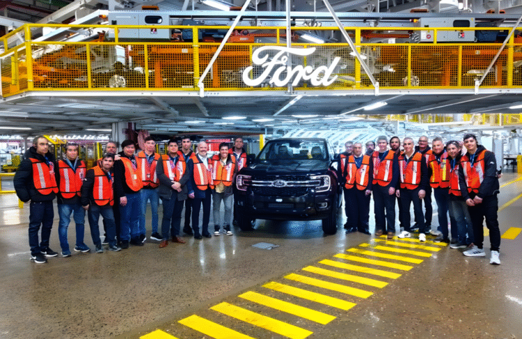 ¿Nuevos proyectos entre Ford y la ACTC tras una visita a la planta de Pacheco?