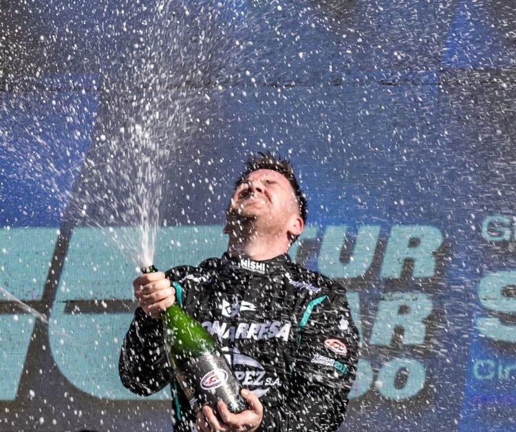 Turismo Carretera 2000: Llaver se quedó con la final del domingo en Villicum
