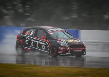 Clase 2 del Turismo Pista: Francisco Calo se quedó con la pole bajo la lluvia