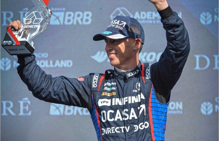 Leonel Pernía llega como líder: el TCR South América corre en Brasil