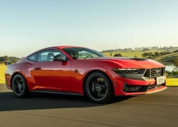 Ford ya vende el Mustang Dark Horse en Argentina