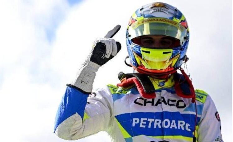 TC Mouras: Lucas Bohdanowicz, ganó la carrera y Lucas Carabajal, la etapa regular