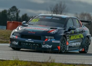 TCR SOUTH AMERICA: Rosso se quedó con la segunda carrera en Brasil