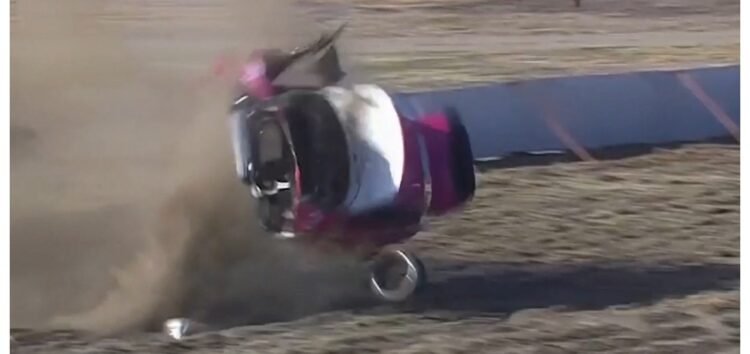 Terrible accidente en la Fiat Competizione: despiste y diez vueltas en el aire