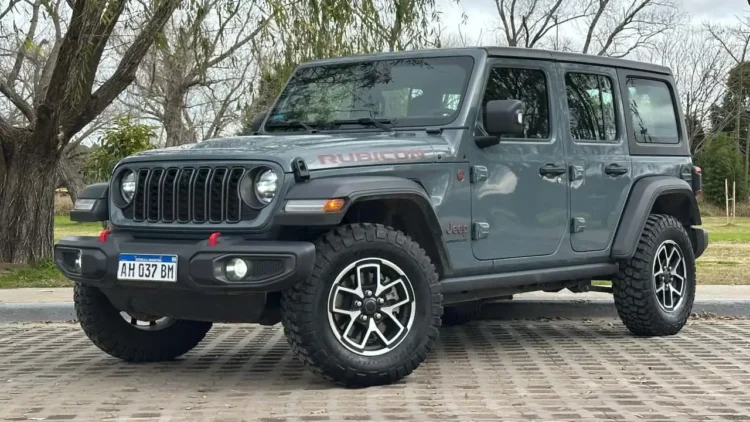 En el garage de Clasificando: Jeep Wrangler Rubicon Unlimited Hurricane 4 (2025)