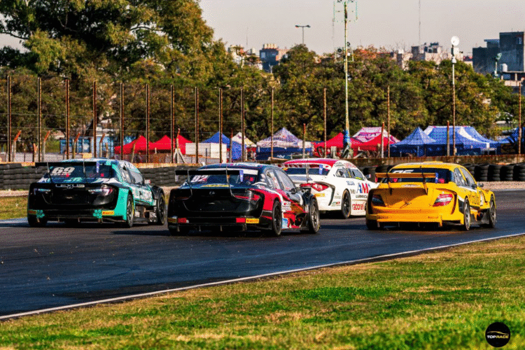 El Top Race y el TR Series llegan a Junín en medio de una intensa disputa por el campeonato