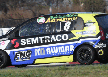 Franco Nazzi dominó los entrenamientos de la Clase 2 del Turismo Pista
