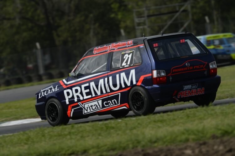Otra vez Arévalo en la C1 del Turismo Pista: el piloto de Lobos logró su tercera pole en el año