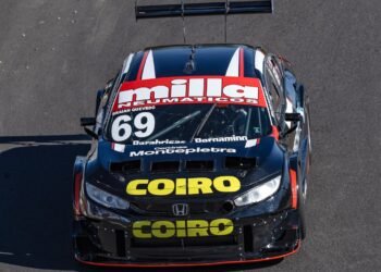 Turismo Carretera 2000: Brian Quevedo el más rápido en Buenos Aires