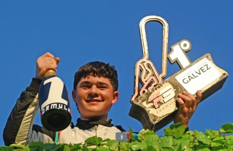 Tiago Chiriotti celebró en la final de la F3 Metropolitana en Buenos Aires