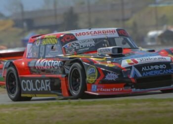 TC Pista: en una gran carrera, Moscardini se quedó con la primera final de la Copa de Plata