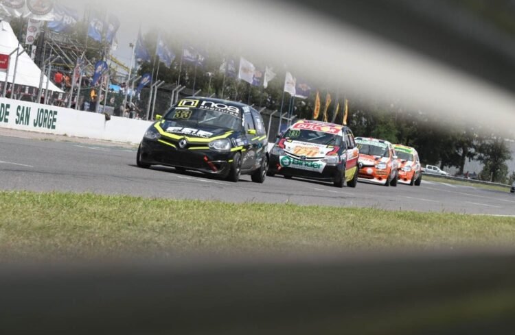 El Turismo Pista corre en San Jorge: un circuito de memorables finales y definiciones