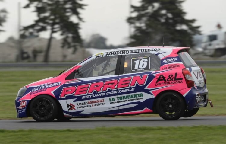 Dominio absoluto: Luciano González consiguió su primera pole en Clase 3