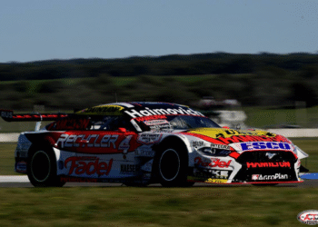 Werner vuelve a probar su Mustang: el de Paraná agota sus ensayos antes del comienzo de la Copa de Oro