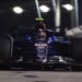 Carlos Sainz y Albon, descalificados en Singapur: largarán desde la última fila este domingo