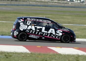 Lucas Garro se quedó con la primera clasificación de la Clase Dos del Turismo Pista