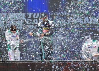 Turismo Carretera 2000: Facundo Ardusso se quedó con la carrera del domingo en La Pampa