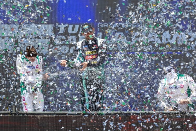 Turismo Carretera 2000: Facundo Ardusso se quedó con la carrera del domingo en La Pampa