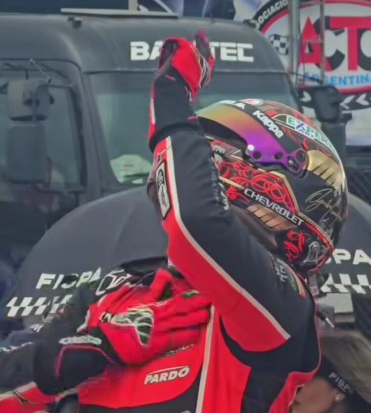 TC en San Nicolás: tras una gran final, Canapino festejó en lo más alto del podio