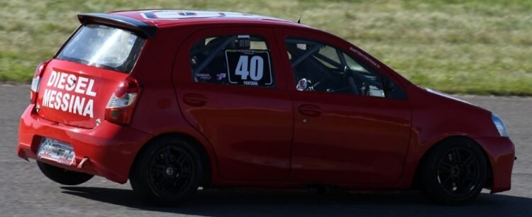Gastón Fontana, Nicolás Pezzucchi y Tomás Vitar ganaron las series de la Clase Tres del Turismo Pista