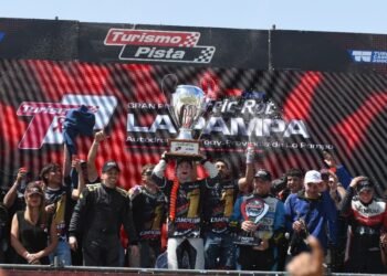 William Bull fue el ganador y Nicolás Benito se consagró campeón de la Clase Uno del Turismo Pista