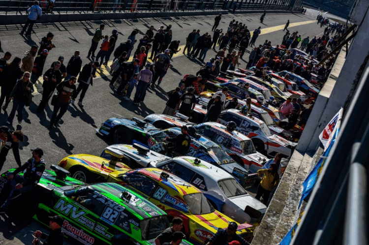 El Turismo 4000 Argentino y el Turismo Internacional preparan una cruzada solidaria en el autódromo de Buenos Aires