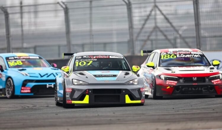 Guerrieri y Girolami se mantuvieron entre los mejores diez en la primera carrera de TCR World Tour en China
