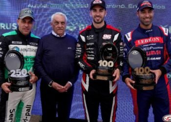 Diego De Carlo, Juan Cruz Benvenuti y Martín Serrano, fueron homenajeados por la ACTC