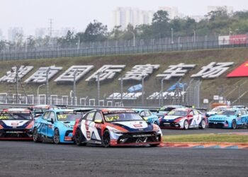 Guerrieri y Girolami protagonistas de la penúltima fecha del FIA TCR Word Tour en China