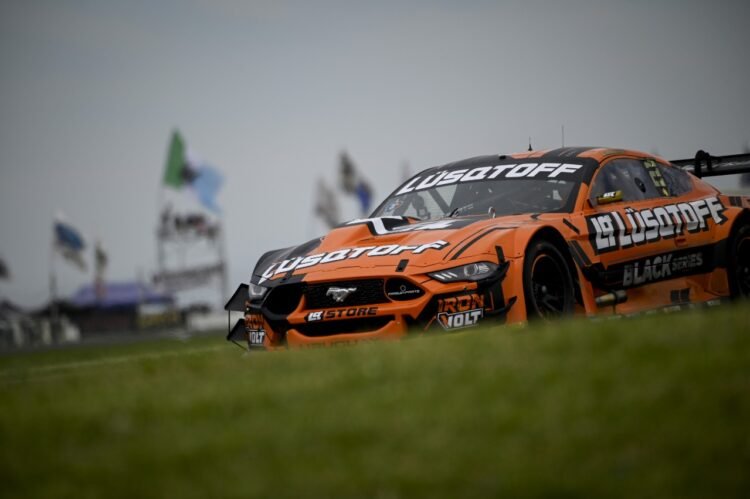 Lambiris dominó el segundo entrenamiento del TC en Paraná