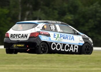 Matías Canapino se llevó la primera clasificación de la Clase Tres del Turismo Pista