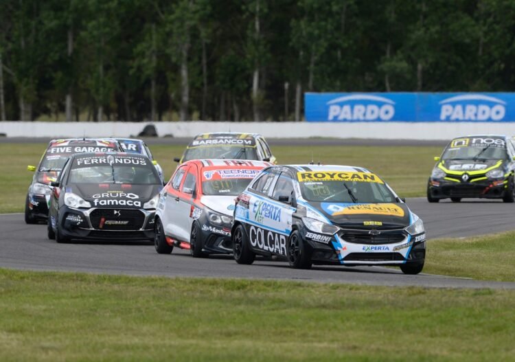 Matías Canapino, Tomás Vitar y Martín Lestón ganaron las series de la Clase Tres del Turismo Pista