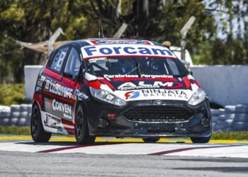 Nicolás Posco se quedó con la pole de la Clase 2