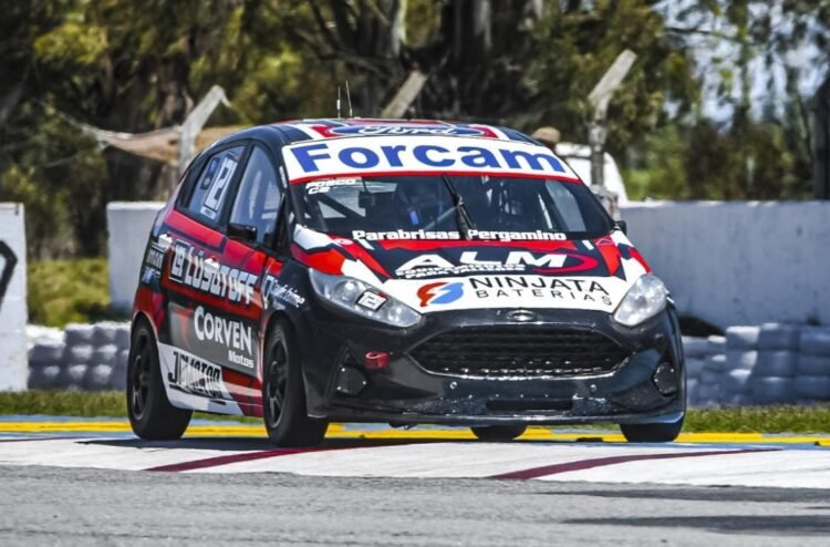 Nicolás Posco se quedó con la pole de la Clase 2