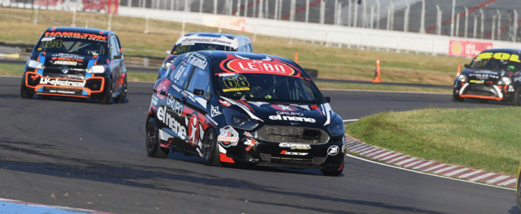 Tras una prueba positiva: Saúl Eidilstein se sube a un Ford Ka en la Clase Dos del Turismo Pista