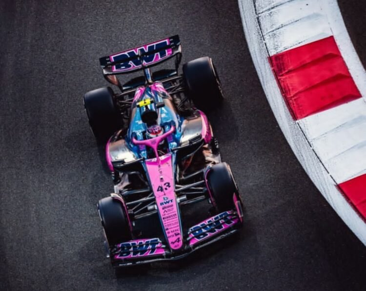 Verstappen venció a los McLaren y largará desde la pole el GP de Abu Dhabi: Colapinto fue 20°