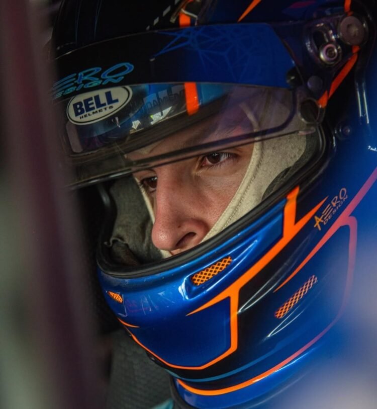 Otro Corsa se suma a la Clase Uno del Turismo Pista