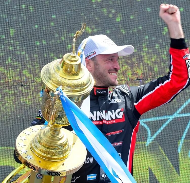 Agustín Canapino y su costumbre para seguir haciendo historia: campeón del TC Pick Up y la triple corona