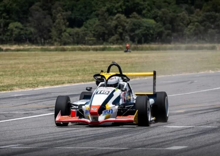 Nazareno López volvió a ganar y cerró de la mejor forma la temporada en la Fórmula Nacional