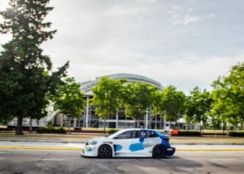 El TC 2000 giró en lo que será la recta más larga del callejero de Buenos Aires