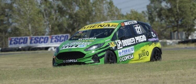Franco De Benedictis se llevó la clasificación general de la Clase Tres del Turismo Pista