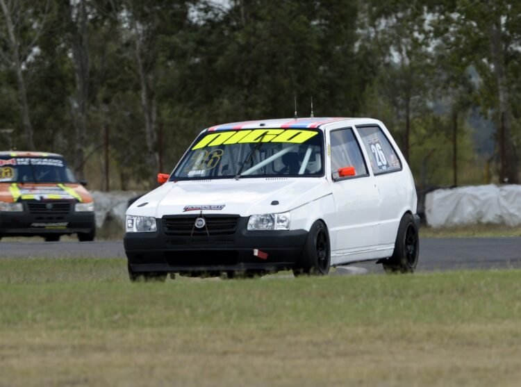 Turismo Pista: Nicolás Rojas dominó el viernes en la Clase Uno