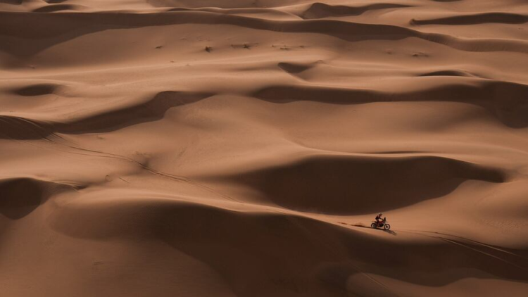 Dakar 2026: Luciano Benavides manda en la general de motos en un buen lunes para los argentinos