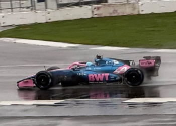 El equipo Alpine estreno este miércoles el monoplaza que conducirán Franco Colapinto y Pierre Gasly