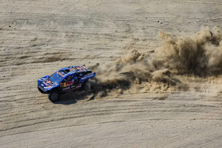 Dakar 2026: Honda quiebra el dominio en motos y Ford toma el mando en autos