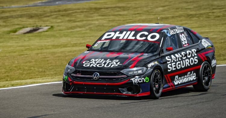 Bautista Damiani dominó los entrenamientos de la Clase 3 en Paraná