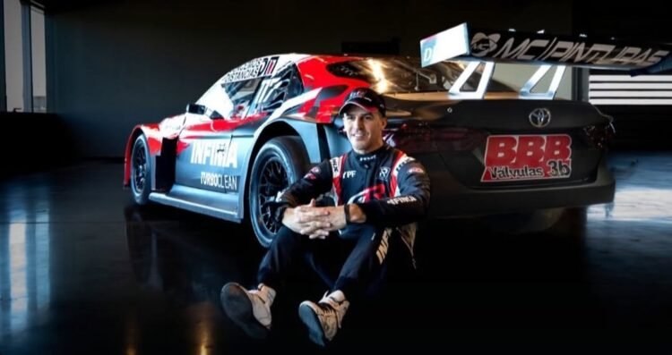 Rossi presentó su Toyota: “Queremos ser competitivos de arranque y cumplir con los objetivos”