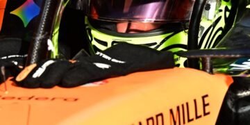 Norris superó a Verstappen en el primer día de entrenamientos en Bahréin