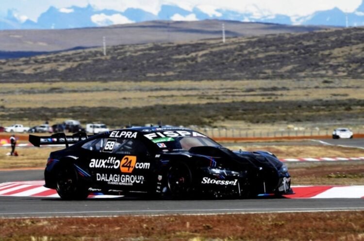 Histórico domingo: Julián Santero ganó en el debut de BMW en el TC