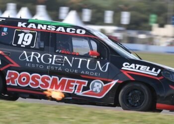 Carlos Bula se quedó con la pole de la Clase Dos